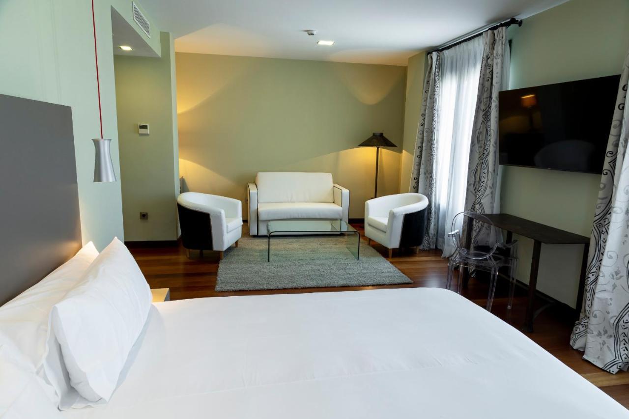 Ar Isabel De Farnesio 4*
