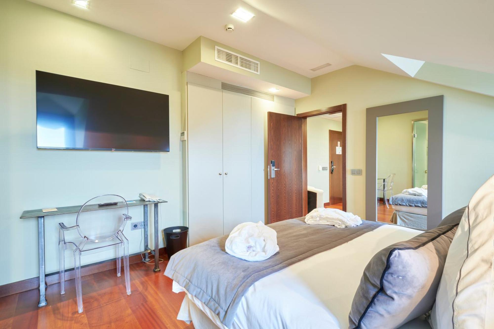 Ar Isabel De Farnesio Hotel San Ildefonso